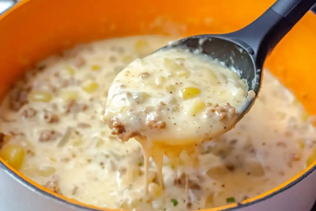 This Cheesy Hamburger Potato Soup is like a cozy, warm hug in a bowl! Perfect for chilly days, it’s loaded with hearty ground beef, creamy potatoes, and a generous amount of cheese. It’s one of those one-pot wonders that’s simple to make and guaranteed to become a family favorite.